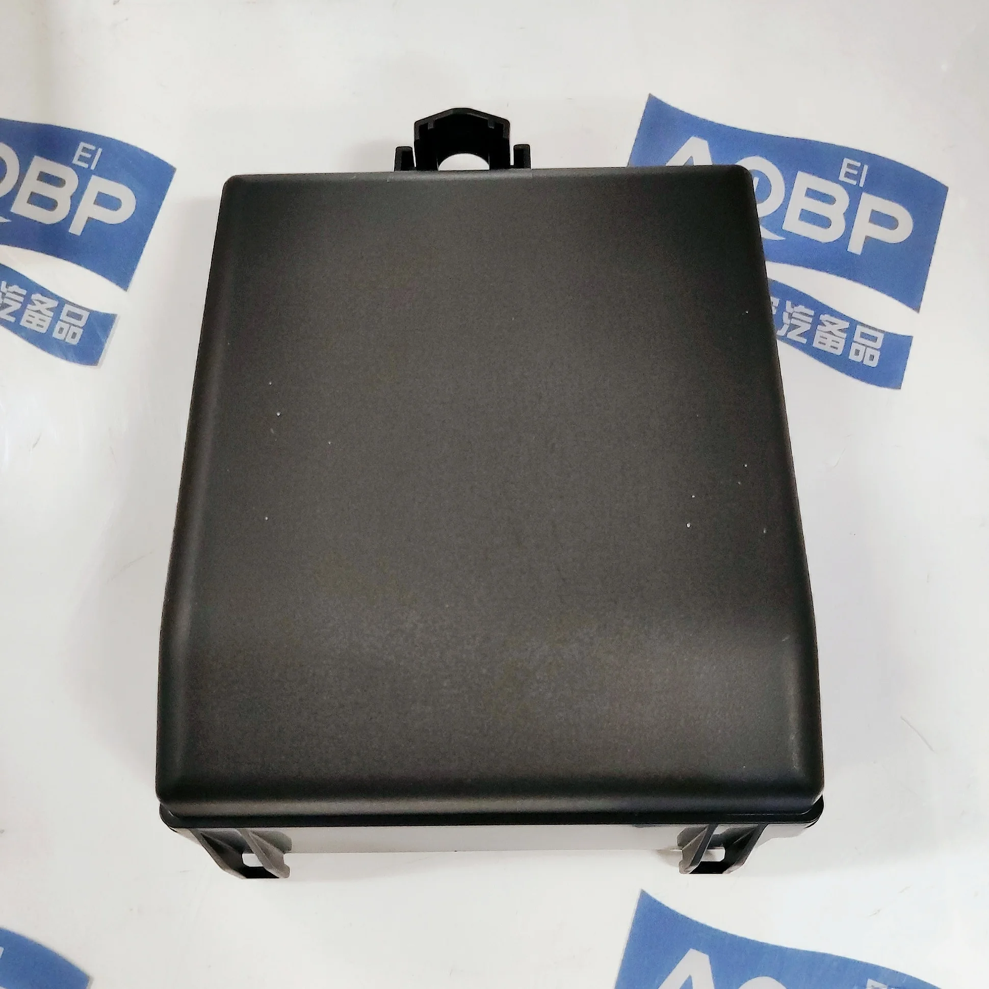 JAC автомобильные аксессуары номер OE 4001200U1590-01 для jac S5 наружная крышка коробки предохранителя