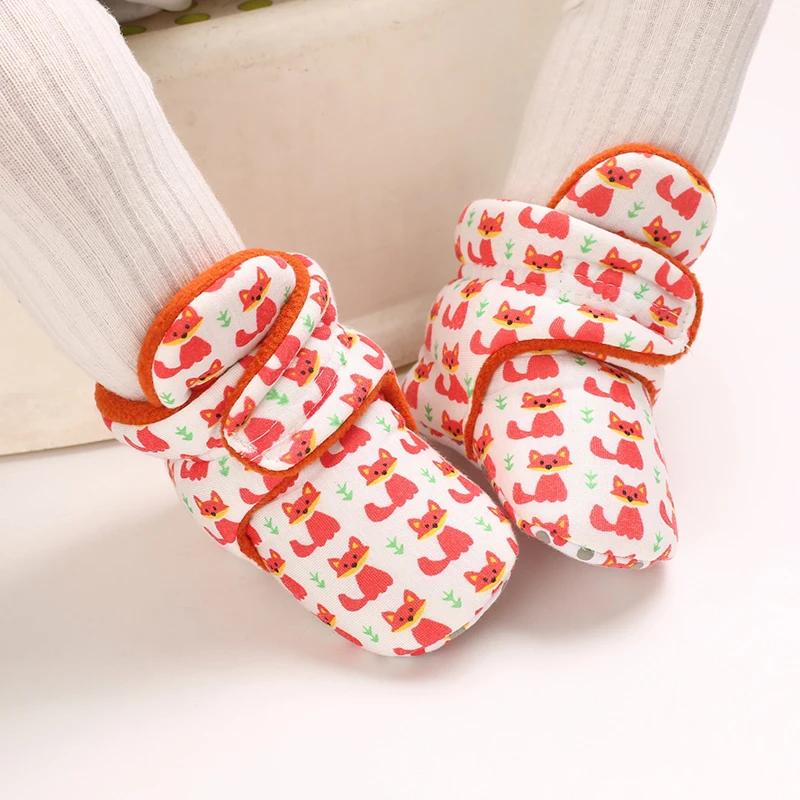 Теплые зимние ботинки для новорожденных