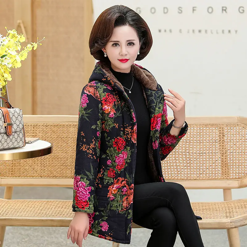 

Women 2021 Winter Fashion Middle-aged Cotton-padded Jackets Female Loose Printed Parkas Ladies Buttons Warm Hooded Coats W276