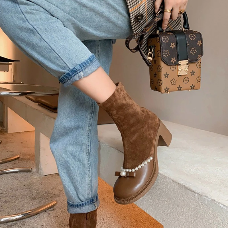 

Новинка, Осенняя обувь, Милая женская обувь с бантом, зимние сапоги 2021, женские массивные сапоги с круглым носком, женские дизайнерские сапо...