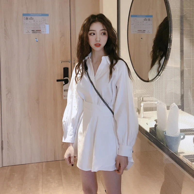 Слегка зрелый короткий костюм в гонконгском стиле новинка 2021 женский ретро из