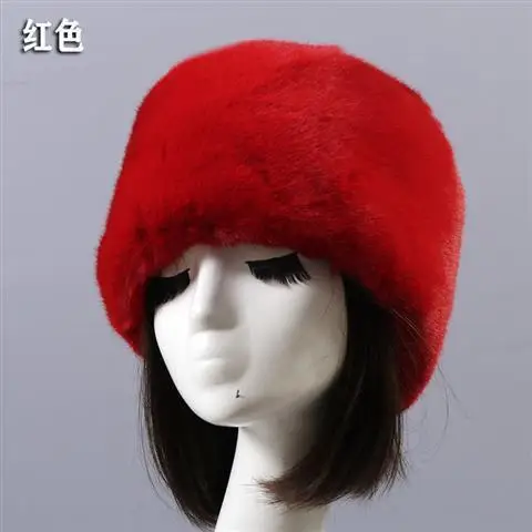 Фото Популярная русская зимняя шапка из искусственного лисьего меха теплая мягкая