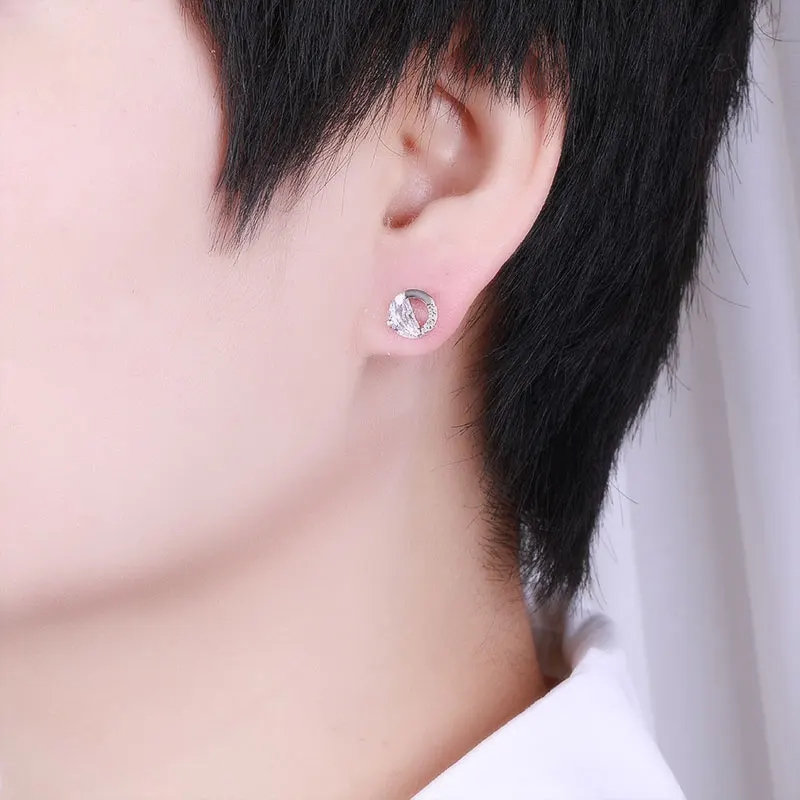 Женские маленькие серьги гвоздики MAIKALE круглые золотистые с кубическим