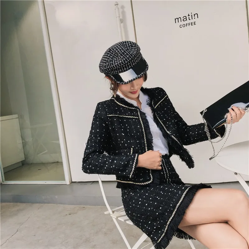 

2021 New Women Tassel High Waist Tweed Skirt Short Coat Two Piece Set Autumn Winter Elegant Streetwear Black Mini Skirt Set