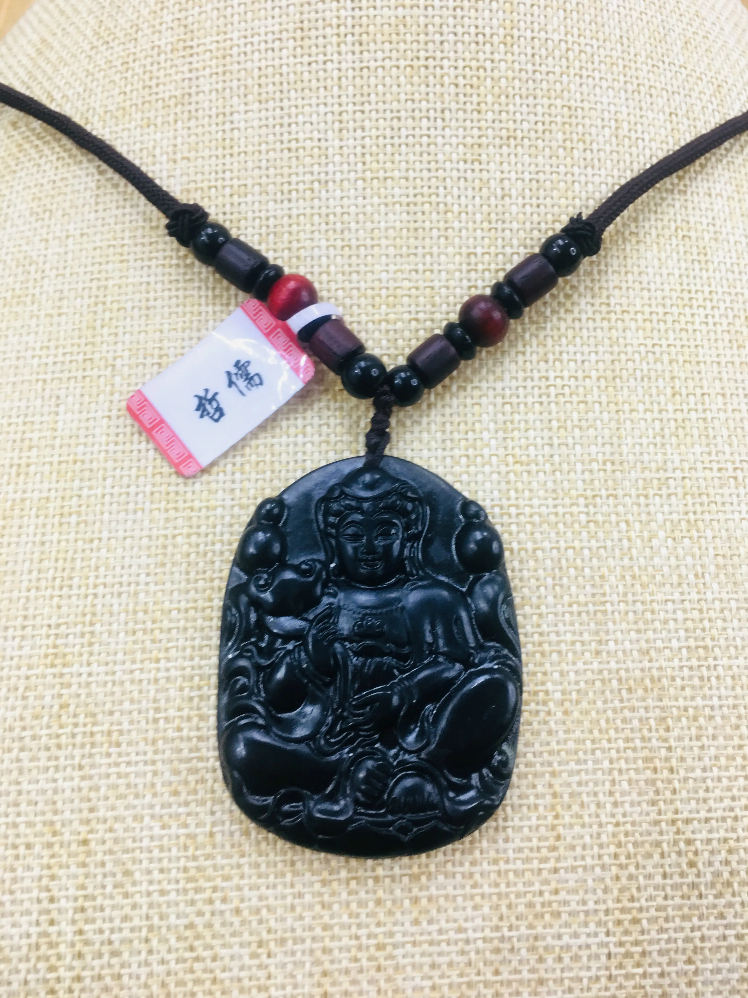 Подвеска из натурального черного нефрита ручная работа резной кулон в виде