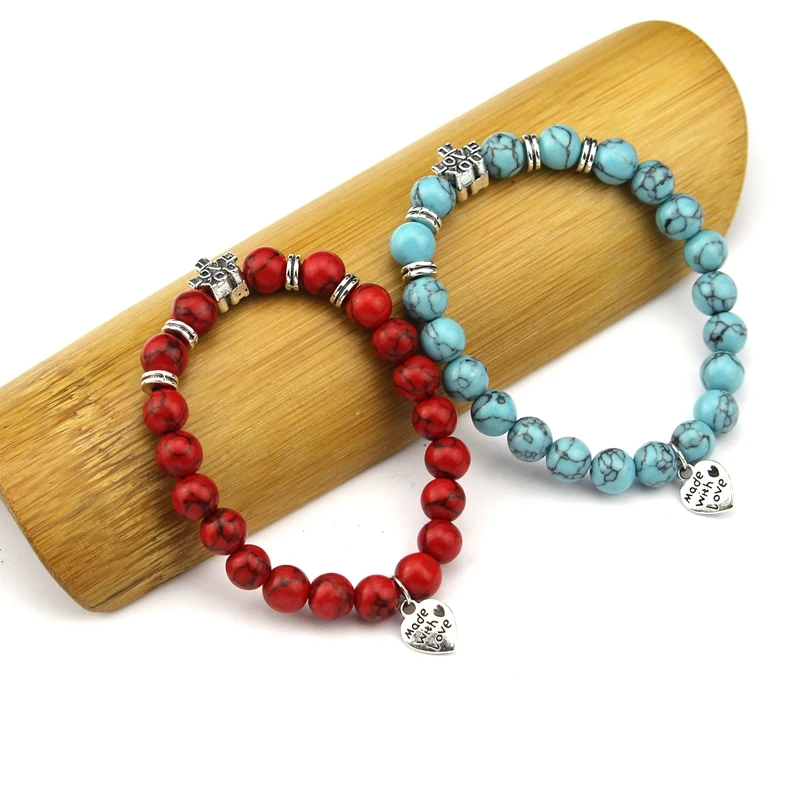 Романтический браслет на День святого Валентина изготовленный с надписью Love and