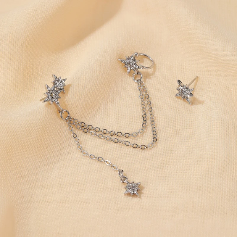 Женские серьги-гвоздики со стразами