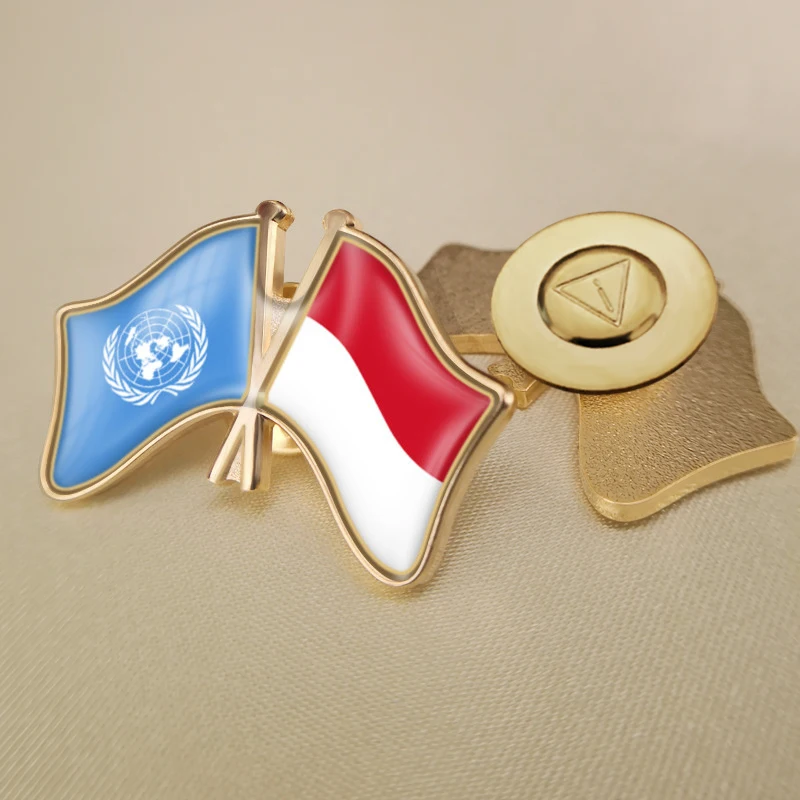 Европейский и индонезийский стиль брошь в виде двух соединенных элементов |