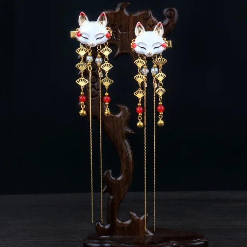 Женский головной убор в виде лисы с кисточками и ступенчатым встряхиванием - изображение