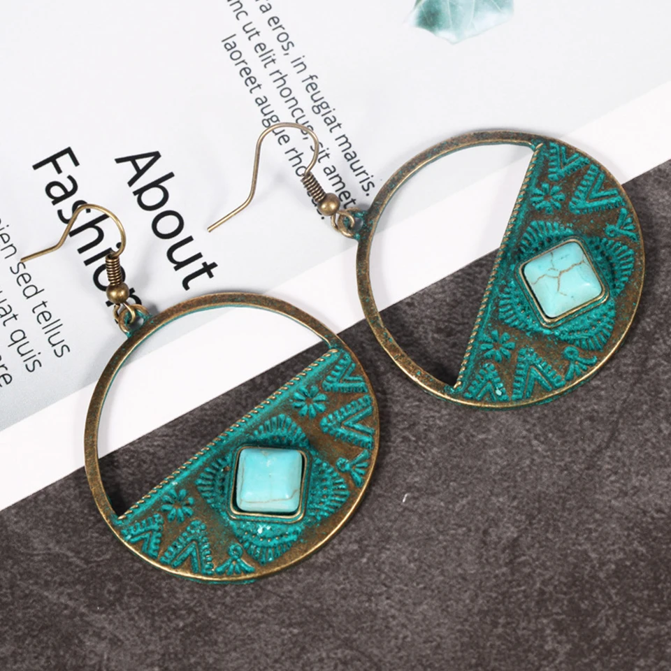 Женские винтажные серьги подвески с черепами круглые в античном стиле вечерние