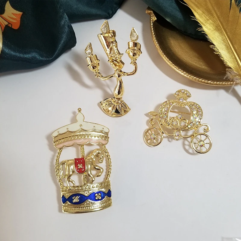 

Large Crystal Brooches for Women Carousel Candlelight Pumpkin Corsage Vintage Fashion Pendant Style Elegant Wedding Pins Party