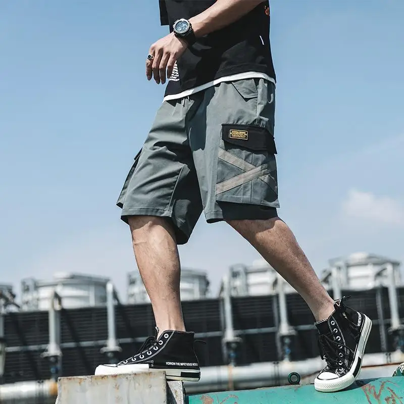 

Fashionable Cargo Shorts Mens New Design Elasticated Waist Short Sweatpants Man Bermuda Shorts Loose Leisure Homme Short Pants