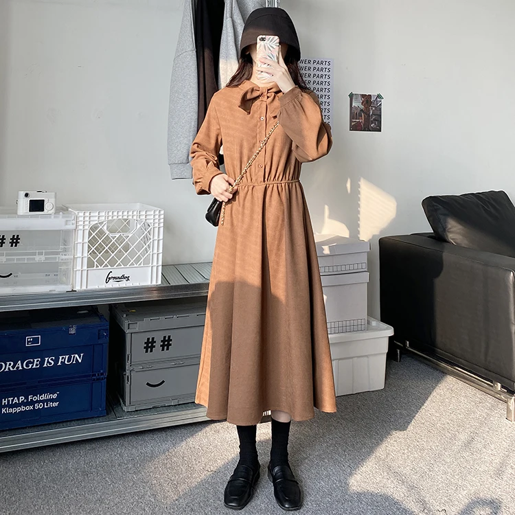 

Retro small skirt 2021 new early spring French waist waist and thin temperament base dress with female