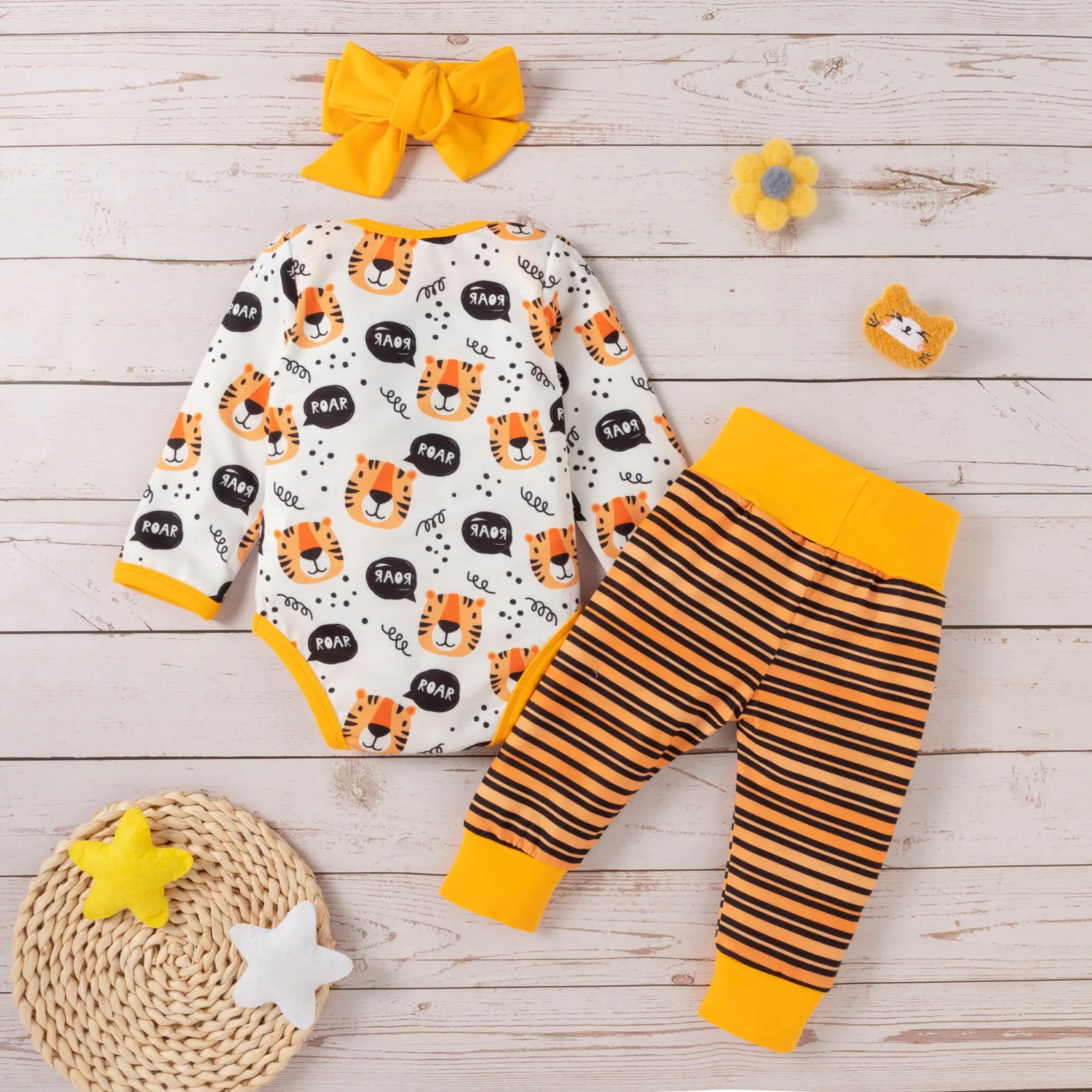 Модные комплекты одежды для маленьких девочек боди с длинным рукавом мультяшным