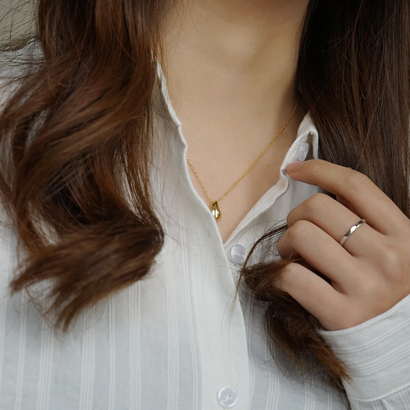 

Hangzhi 2020 New Trend Fashion Simple Water Drop Peas Gold Clavicle Chain Necklace For Women Girls Party Jewelry Gifts