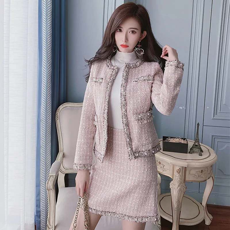 

Женский твидовый комплект из 2 предметов, роскошное пальто с бахромой и жемчужинами и шерстяная юбка-карандаш, офисная одежда на осень и зим...