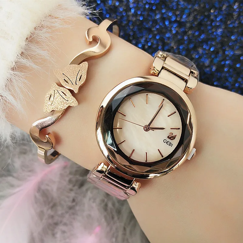 

2021 hot selling diamond mirror blue waterproof steel belt lady quartz watch