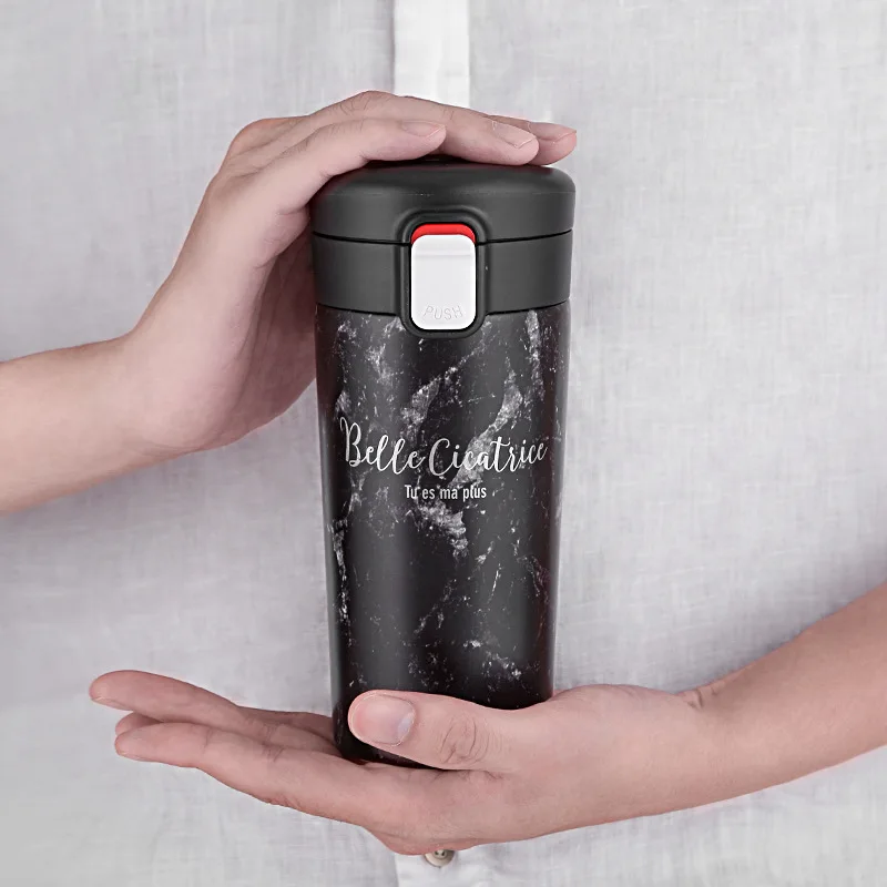 Креативная мраморная текстура термос из нержавеющей стали Изолированная