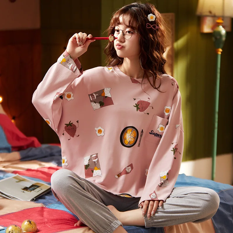 Женский пижамный комплект с принтом топ длинными рукавами и круглым вырезом
