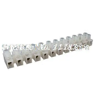 

2 . 12 Conector 10A