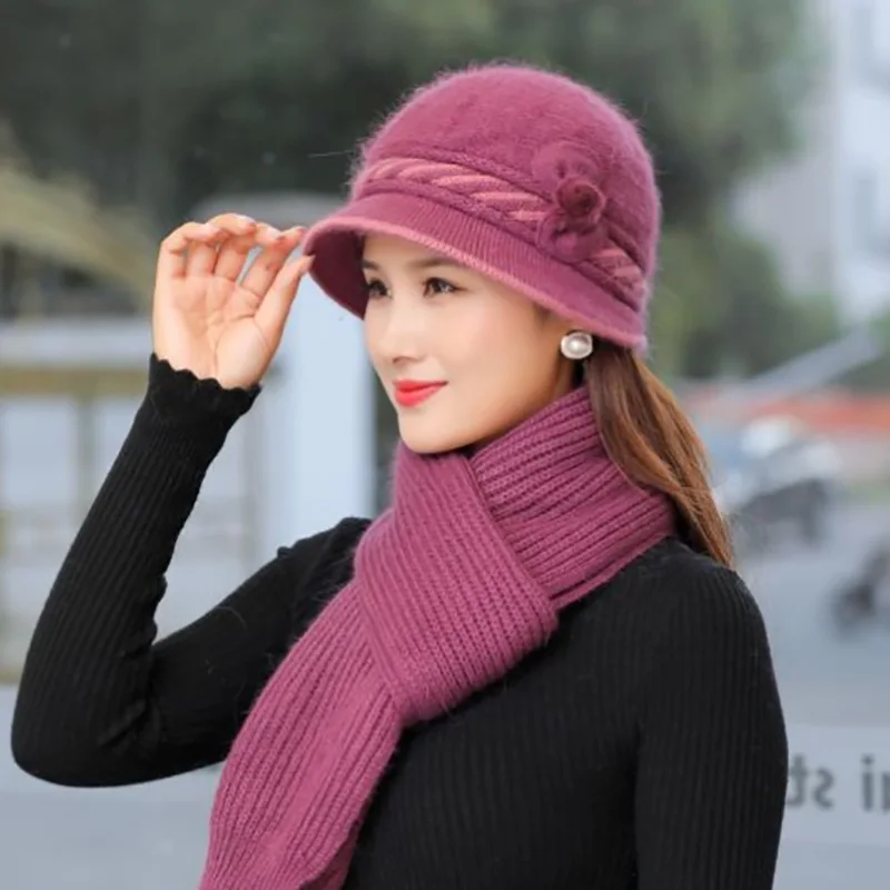 

Winter hat For Women rabbit hair blend middle-aged elderly knitted woolen hat with velvet warm Beanies beret scarf