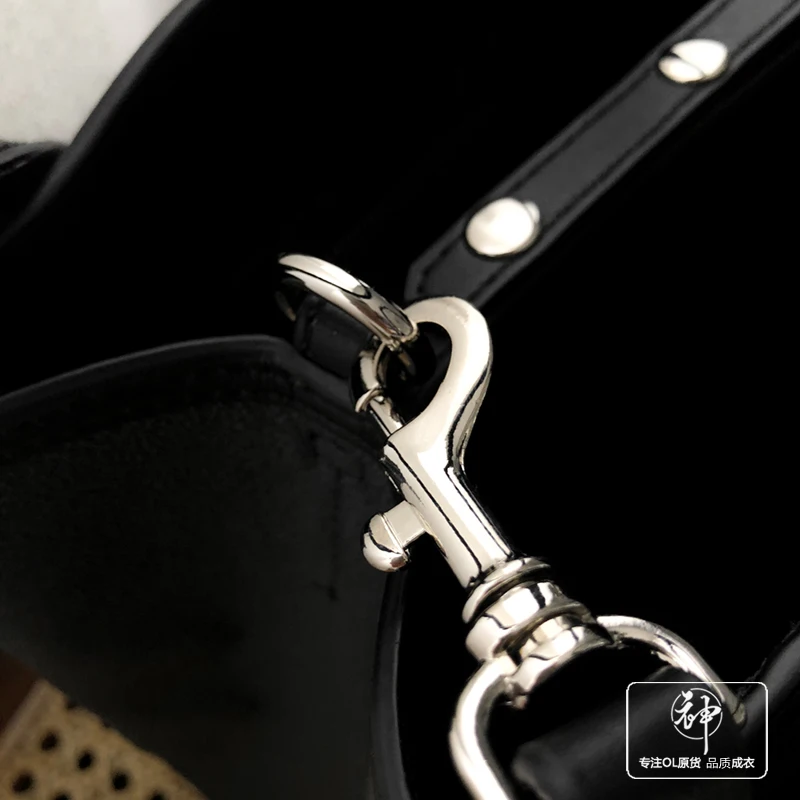 

Quality Luxury Designer Brand Fashion Classic Lady Smiling Face Design Women's Bag Portable One Shoulder Messenger Bag G3