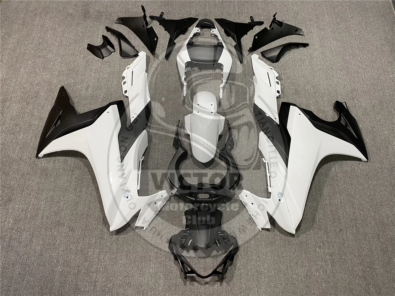 

Suitable For Suzuki GSX250R Motorcycle Fairing Can Be Customized Injection Molding Frame Cover GSX250R 17-19