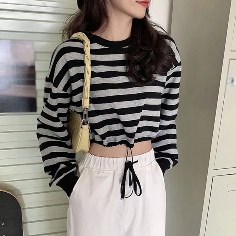 

The New Drawstring Short T-shirt Spring Autumn All-match Loose Striped Pullover Long Sleeve T-shirt Women