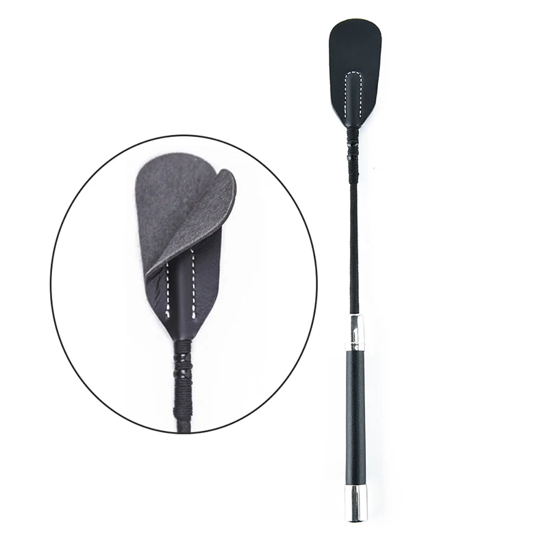 Плетка из кожи и ПУ с ручкой в виде меча ненатуральные искусственные Фетиш