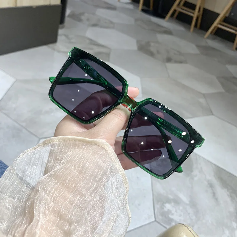 

Vintage Brand Designer Women Square Oversized Sunglasses Men Transparent Gradient Sun Glasses Big Frame Eyewear UV400 oculos
