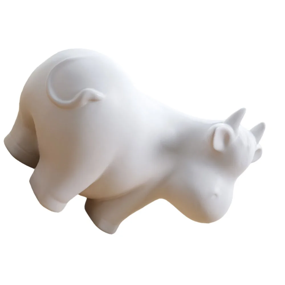 

Creative Calf Statue Cattle Desktop Decoration Tabletop Calf Adornment for Home