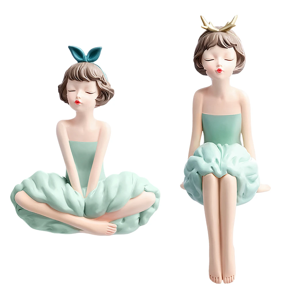 

Resin Cartoon Girl Sculpture for Room Decoration Handcrafted Art Sculpture for Living Room Hallway Guest Room Home Decor