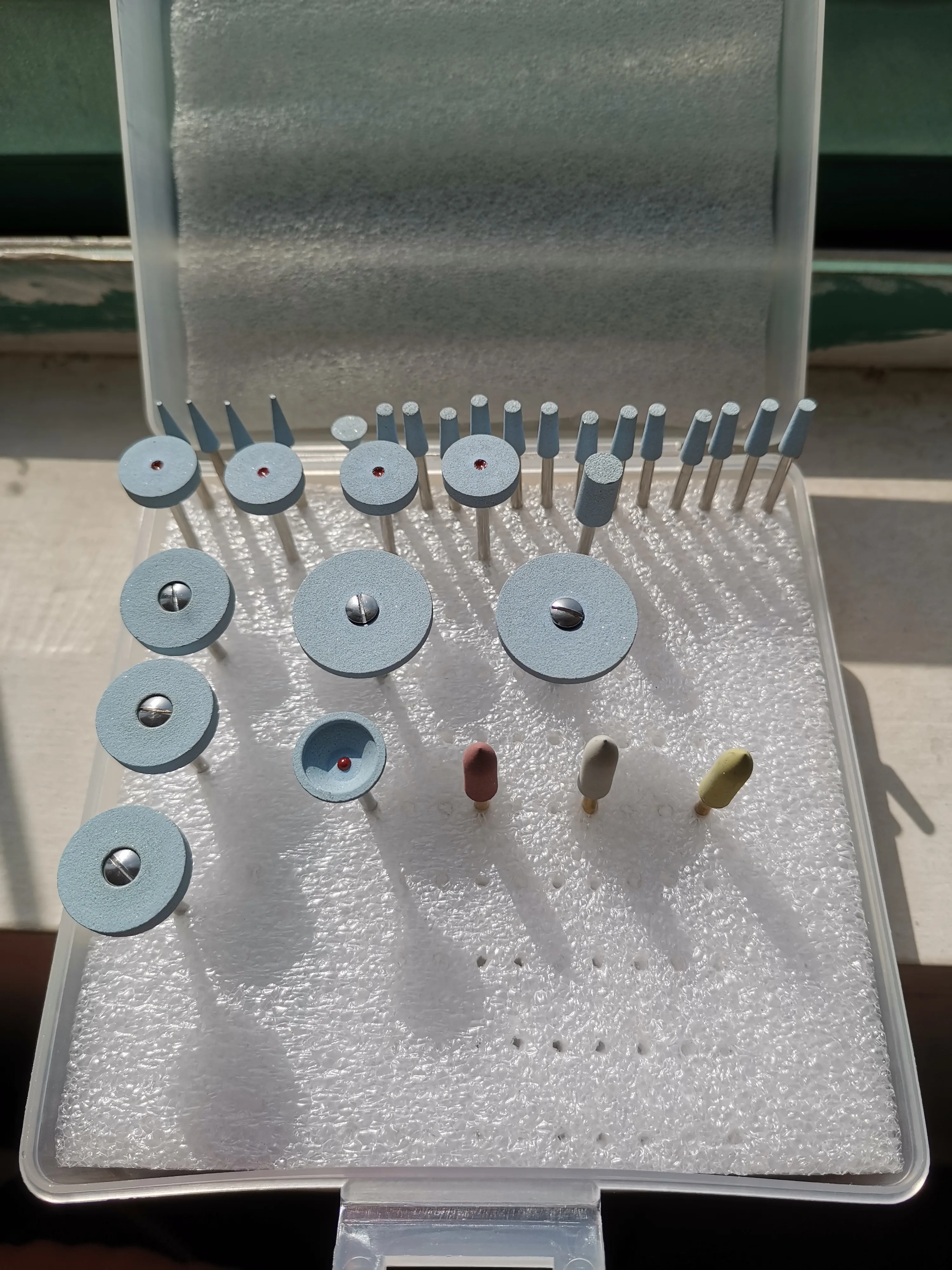 

Diamond Stone Used for Fast Finishing and Removing Zirconia Workpiece,for dental lab no cracking or damage