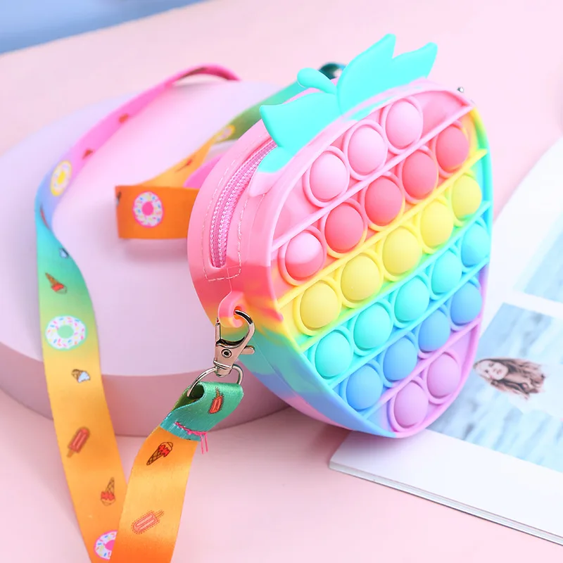 

Сумки с фруктами и клубникой, рюкзак для игрушек-антистрессов, кошелек для монет, сумка-мессенджер через плечо, пузырьковая декомпрессионна...