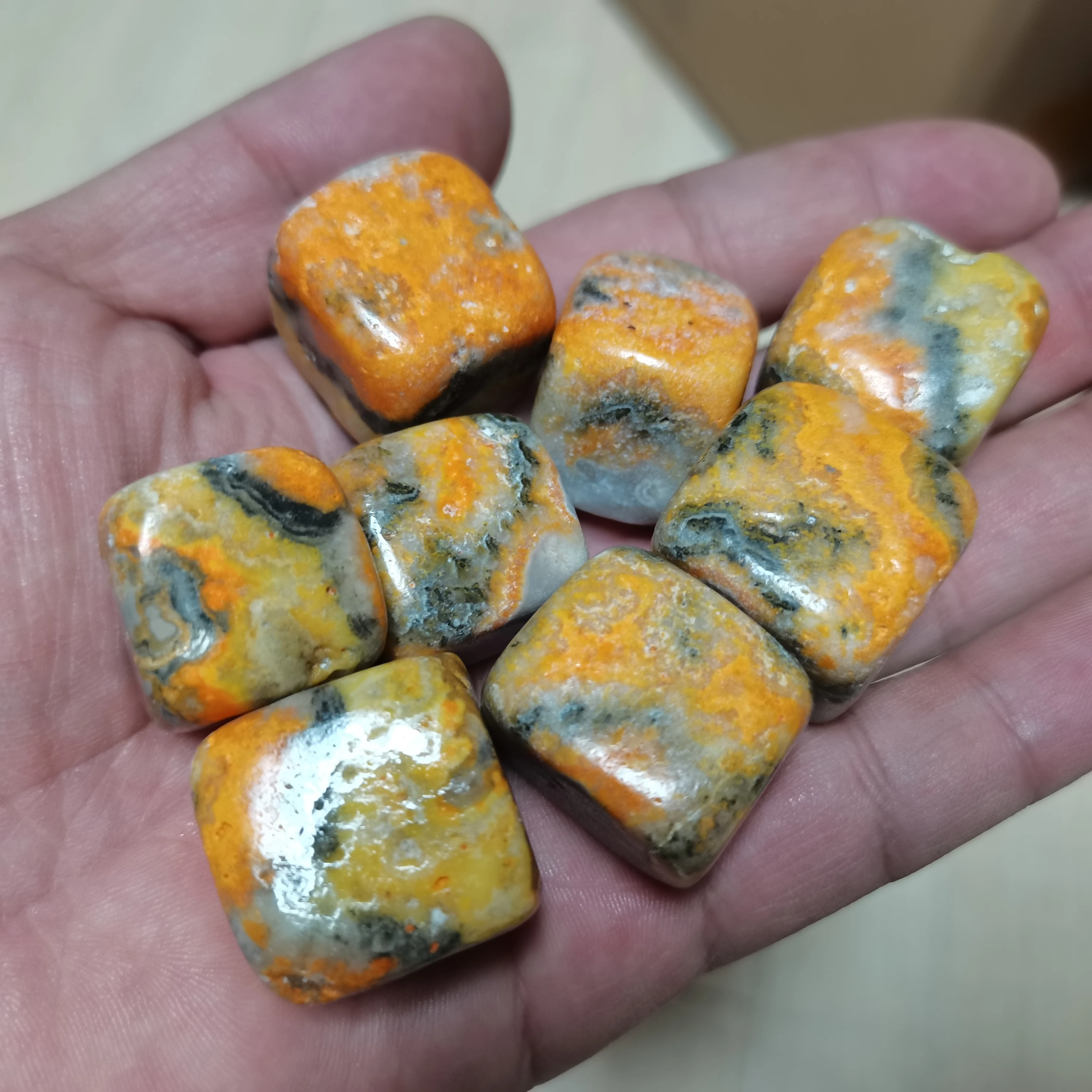 

AAAAA+ High Quality 100% Natural Bumblebee cube Stone Healing Crystal Quartz Reiki Energy Macadam For Home Decor 10pcs