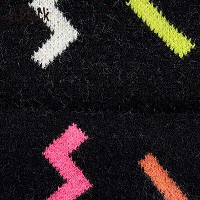 Женский трикотажный пуловер ELFSACK розовый разноцветный жаккардовый свитер жилет