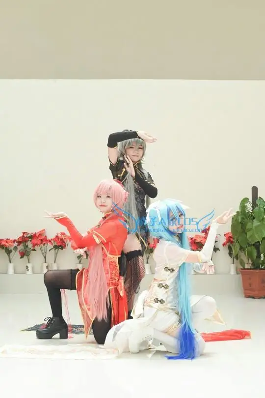 

Sexy girl Black xun yin vocaloid Megurine Luka RED White Chinese Luo Tianyi canary bird ver cosplay costume Halloween