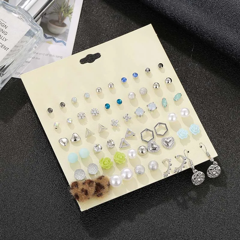 Модные смешанные геометрические треугольные маленькие серьги-гвоздики для