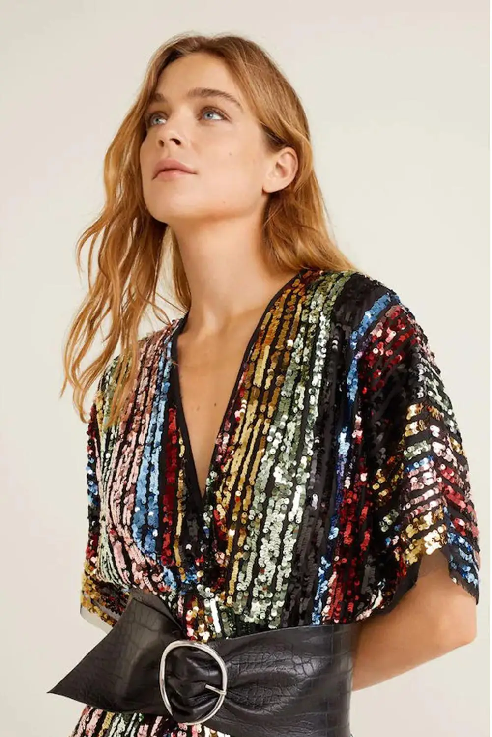 Разноцветное сексуальное платье туника с глубоким v образным вырезом и пайетками