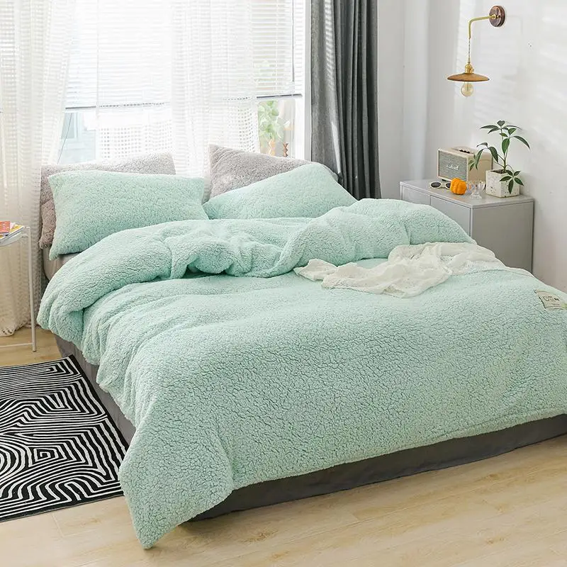 للبيع دافئ الضأن الكشمير طقم سرير الملكة لينة حاف الغطاء الصلبة الصوف السرير لحاف يغطي