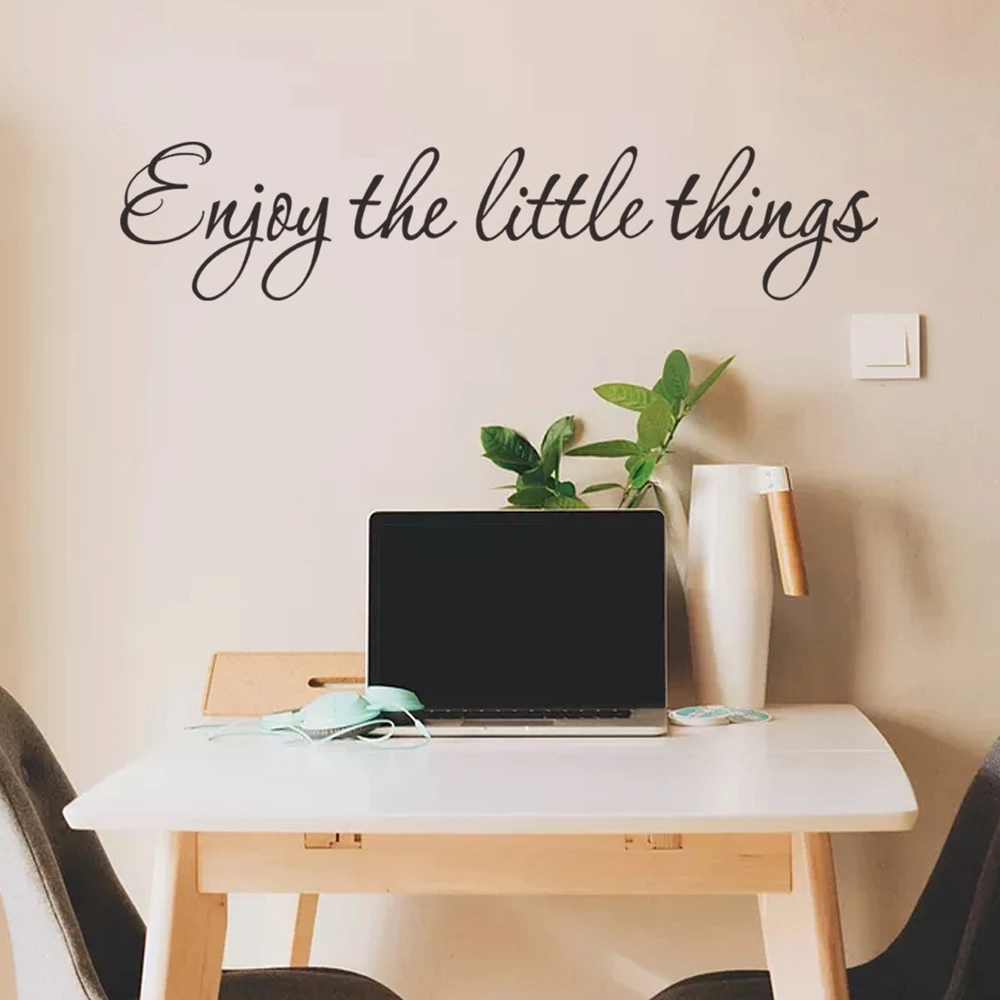 Наслаждайтесь мелочи виниловые наклейки на стены: Семья номер цитаты