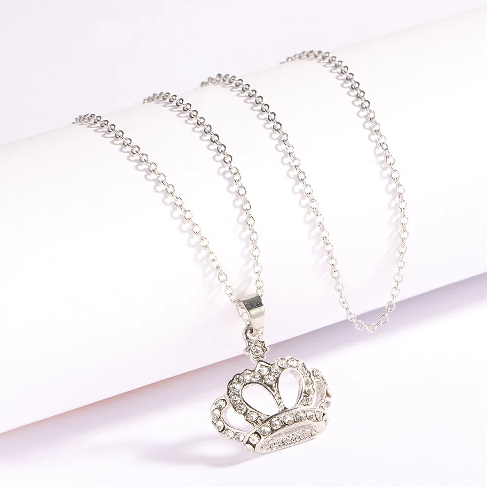 Женское колье с подвеской в виде пчелы | Украшения и аксессуары