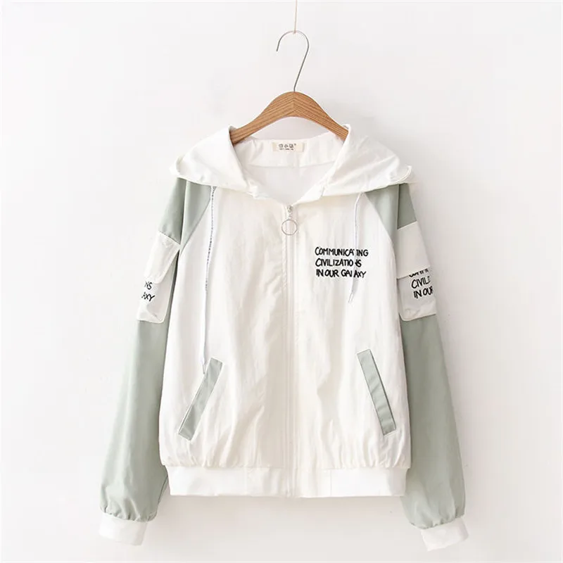 

Women's Jackets 2020 Autumn Hooded Causal Windbreaker Famale Basic Coats Loose Zipper Famale Outwears Lightweight Plus Size P619