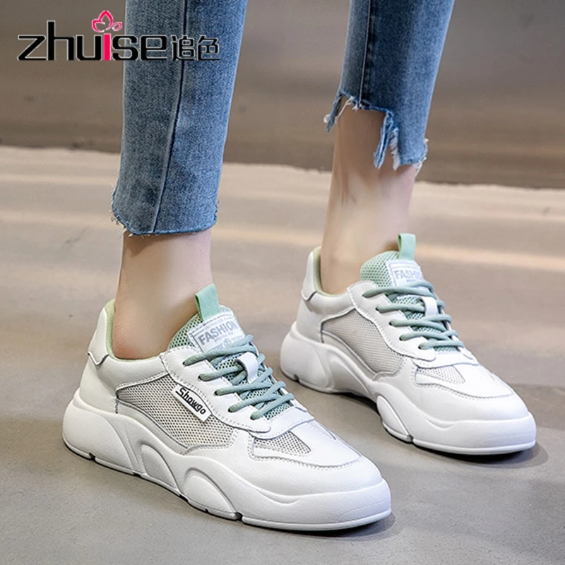 Женские кожаные туфли белые на плоской подошве повседневные трендовые для осени