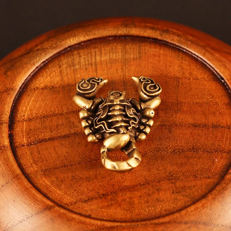 Винтажный латунный брелок с подвеской в виде короля скорпиона животного для