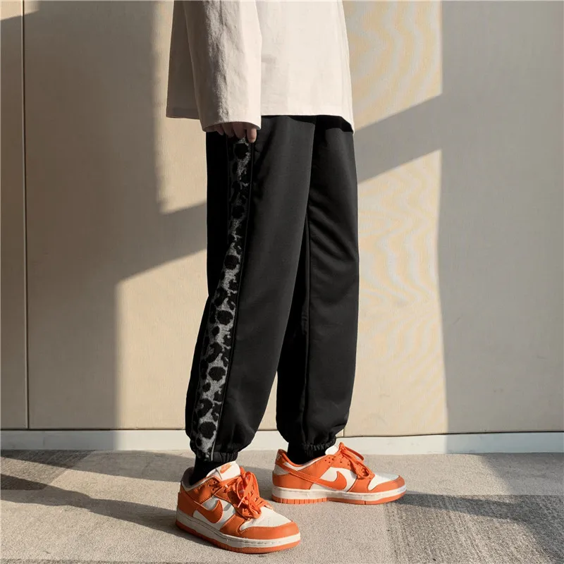 

Men's Causal Sweatpants Korean Leopard Patchwork Trousers Streetwear Pants Couple Loose Trousers Male Female Sports Pencil Pants