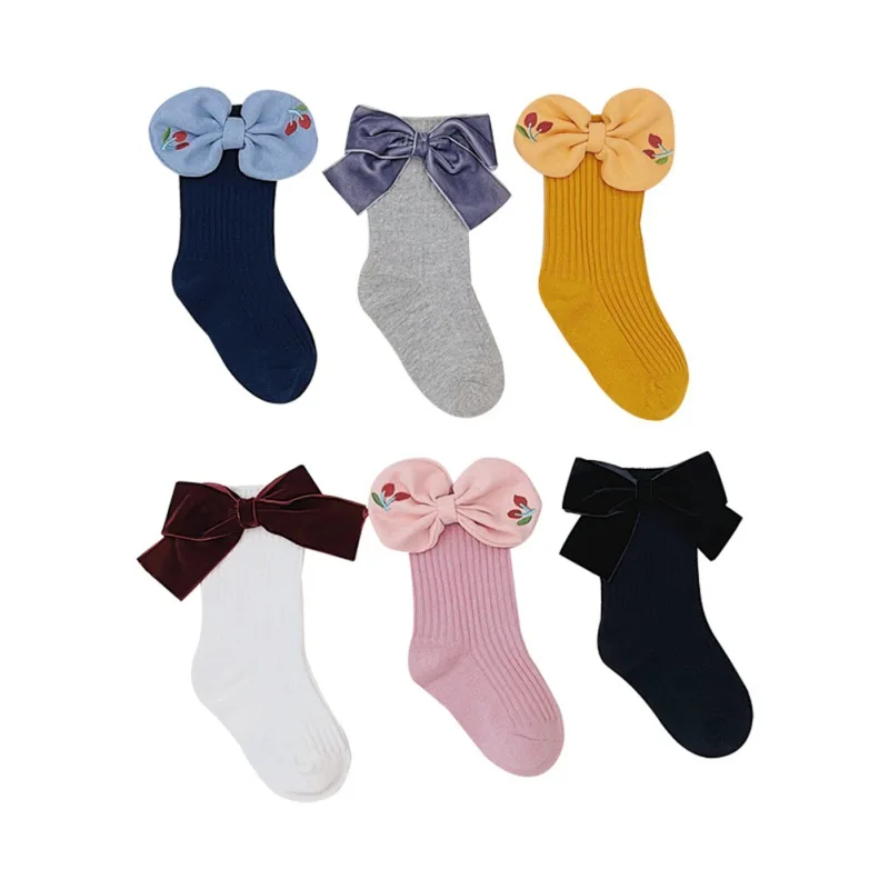 

2 Pairs of Socks with Cartoon Cute Fashion Socks Solid Color Bows for Girls Aged 1-9