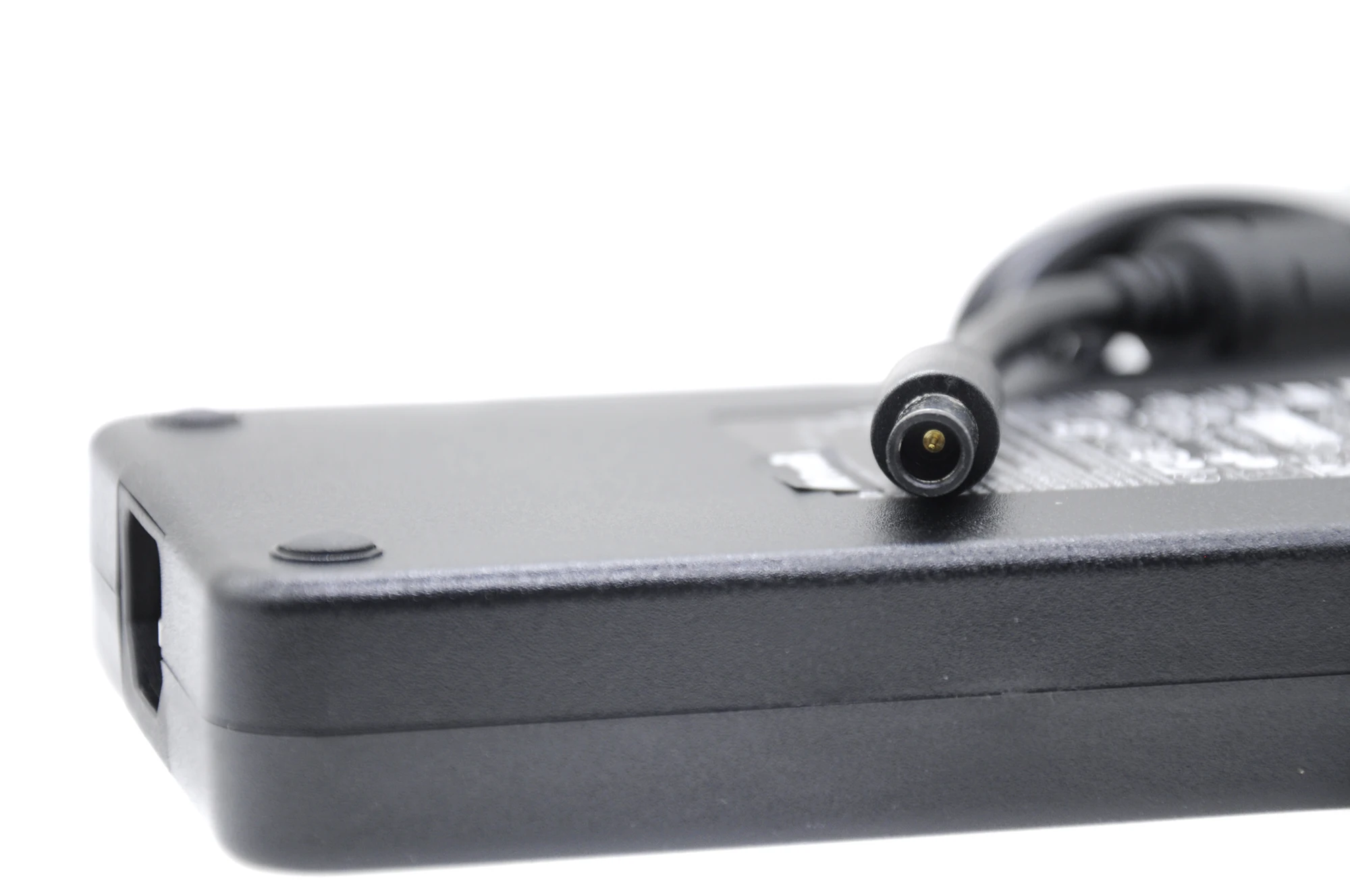 Оригинальный адаптер переменного тока 19 5 в 240 А 7000 Вт для ForD DELL Alienware M15x M17x Precision 17