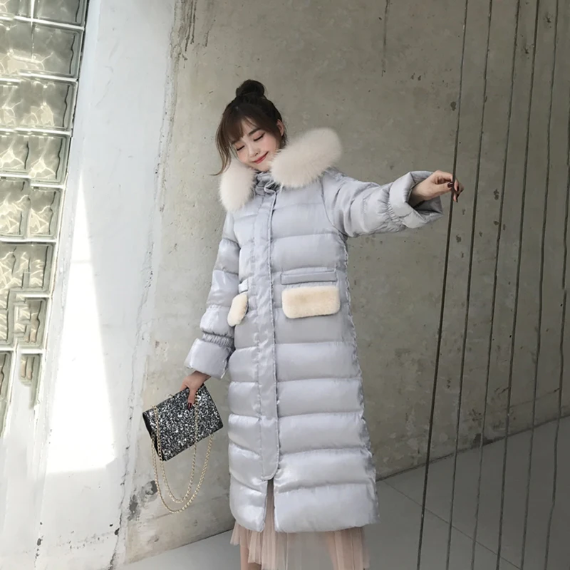 Женский пуховик с мехом енота черная или серая теплая парка на 2019 белом утином