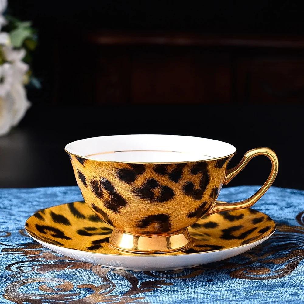 Juego de t&eacute; de cer&aacute;mica con estampado de leopardo para Hotel, calcoman&iacute;a exquisita de 15 piezas, l&iacute;nea dorada de lujo, venta al por mayor-5